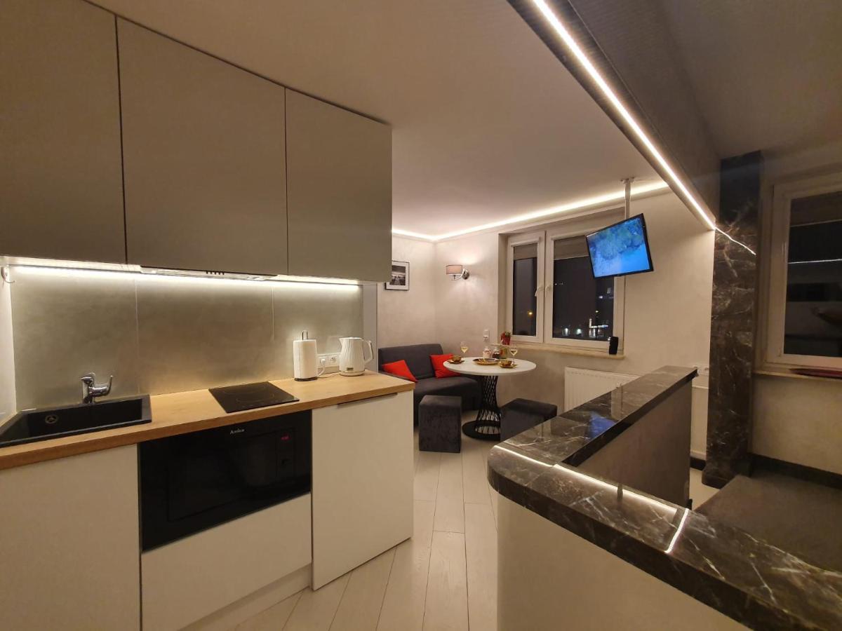 Chill Toronto Apartment Bialystok Luaran gambar
